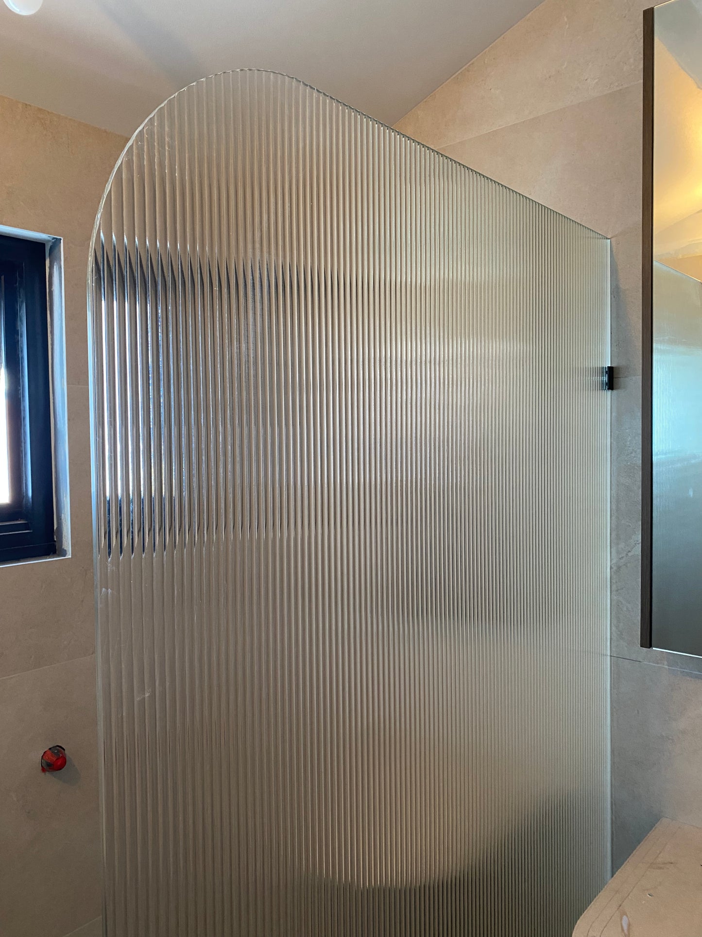 Fluted glass shower panel - radius corner - 1200mm wide